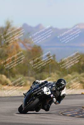 media/Mar-17-2024-CVMA (Sun) [[2dda336935]]/Race 8 Formula Ultra Lightweight Shootout/